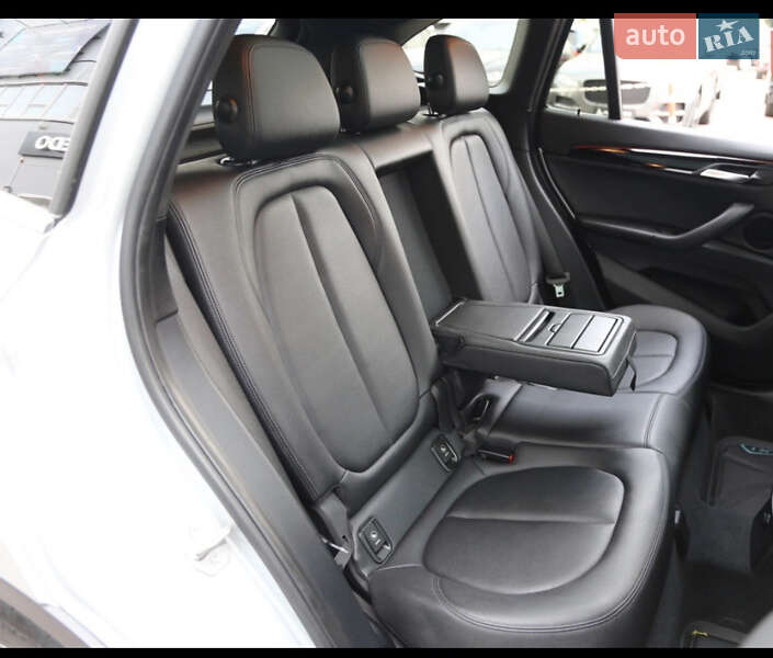 Позашляховик / Кросовер BMW X1 2016 в Полтаві