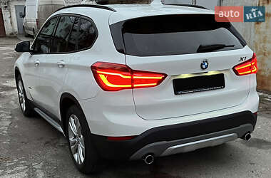 Внедорожник / Кроссовер BMW X1 2016 в Харькове