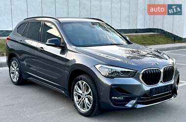 Позашляховик / Кросовер BMW X1 2022 в Києві