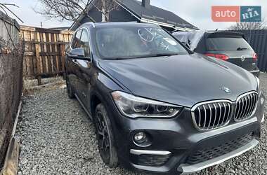 Позашляховик / Кросовер BMW X1 2017 в Києві