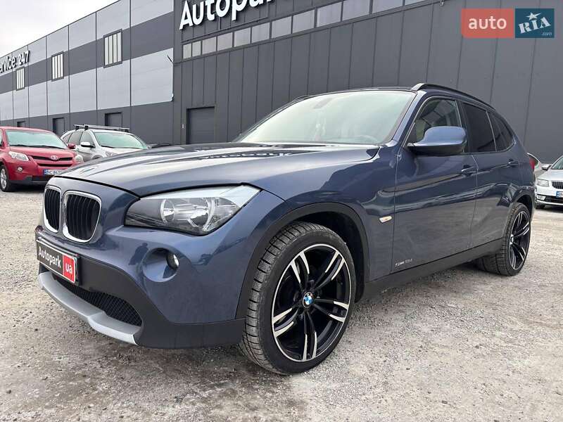 BMW X1 2011