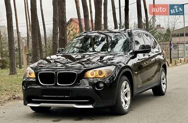 Внедорожник / Кроссовер BMW X1 2012 в Киеве