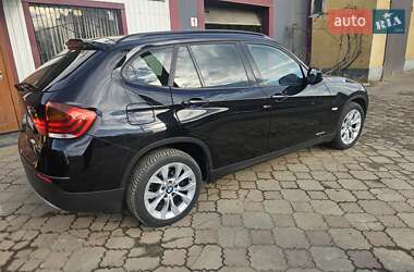 Внедорожник / Кроссовер BMW X1 2012 в Калуше