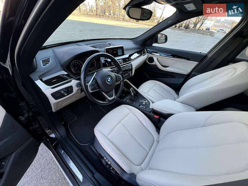Позашляховик / Кросовер BMW X1 2021 в Києві