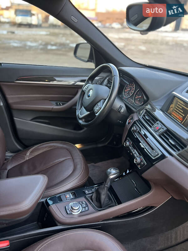 Позашляховик / Кросовер BMW X1 2016 в Кривому Розі