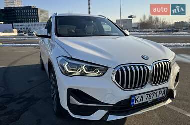 Внедорожник / Кроссовер BMW X1 2021 в Киеве