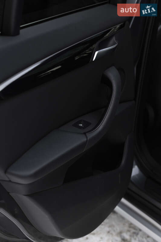 Внедорожник / Кроссовер BMW X1 2016 в Полтаве
