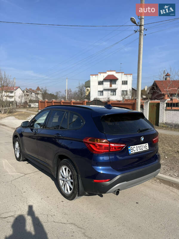 Внедорожник / Кроссовер BMW X1 2016 в Львове