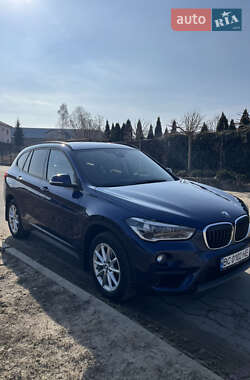 Внедорожник / Кроссовер BMW X1 2016 в Львове
