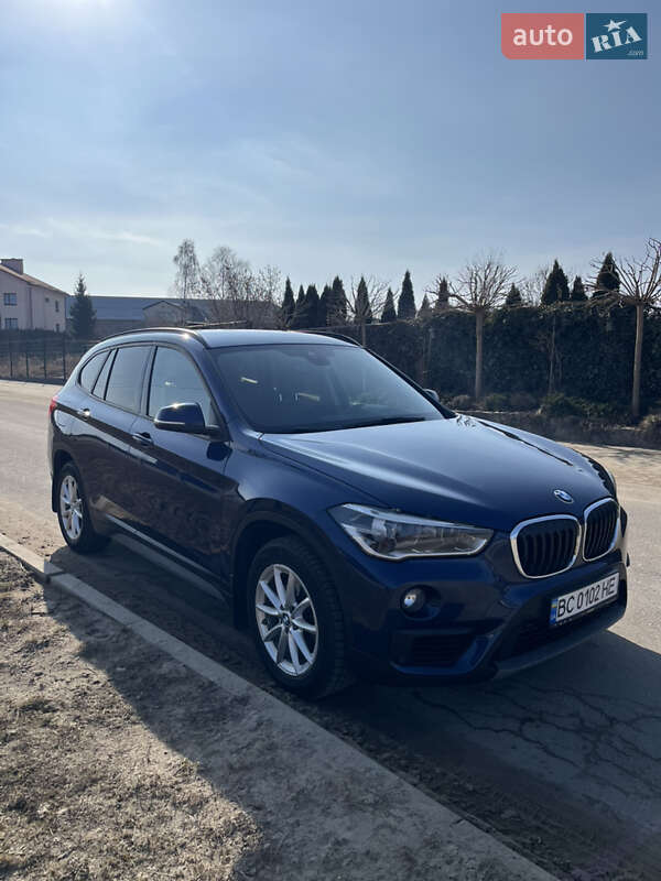 Внедорожник / Кроссовер BMW X1 2016 в Львове