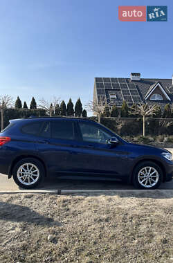 Внедорожник / Кроссовер BMW X1 2016 в Львове