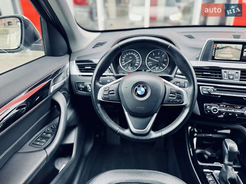 Внедорожник / Кроссовер BMW X1 2015 в Тернополе