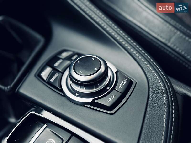 Внедорожник / Кроссовер BMW X1 2015 в Тернополе