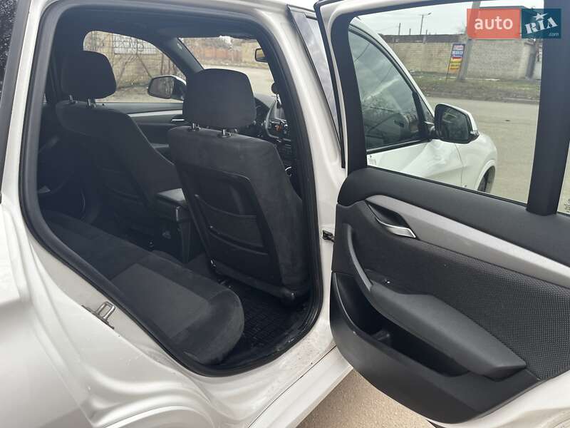 Внедорожник / Кроссовер BMW X1 2014 в Кривом Роге фото 14 Внедорожник / Кроссовер BMW X1 2014 в Кривом Роге