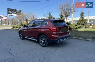 Внедорожник / Кроссовер BMW X1 2019 в 