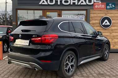 Позашляховик / Кросовер BMW X1 2017 в 