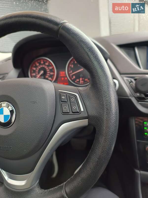 Позашляховик / Кросовер BMW X1 2015 в Хмельницькому