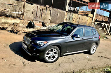 Внедорожник / Кроссовер BMW X1 2013 в 