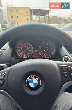 Внедорожник / Кроссовер BMW X1 2015 в 