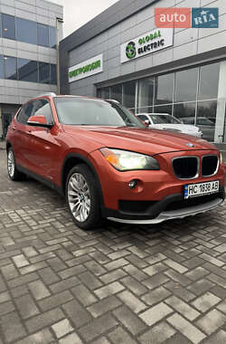 Внедорожник / Кроссовер BMW X1 2015 в 