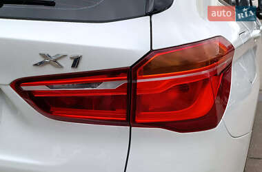 Внедорожник / Кроссовер BMW X1 2016 в 