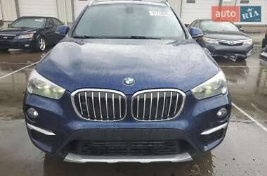 Внедорожник / Кроссовер BMW X1 2018 в 