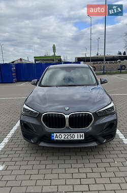 Внедорожник / Кроссовер BMW X1 2022 в 
