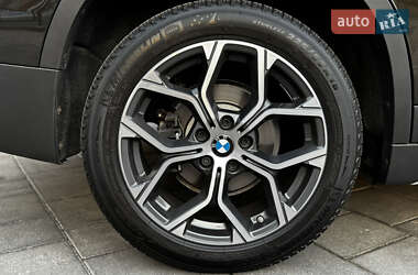 Внедорожник / Кроссовер BMW X1 2019 в 