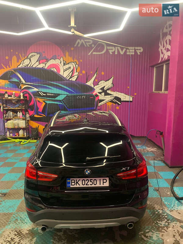 Позашляховик / Кросовер BMW X1 2017 в Києві фото 29 Позашляховик / Кросовер BMW X1 2017 в Києві