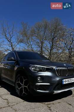 Внедорожник / Кроссовер BMW X1 2015 в 
