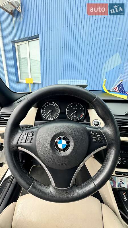 Внедорожник / Кроссовер BMW X1 2012 в Киеве