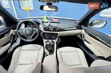 Внедорожник / Кроссовер BMW X1 2012 в 