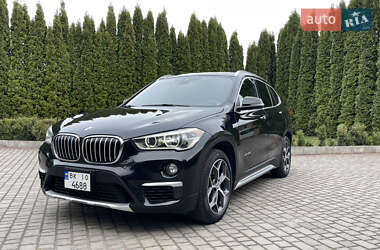 Внедорожник / Кроссовер BMW X1 2016 в 