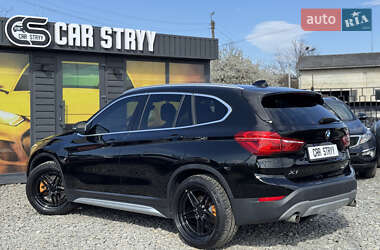 Позашляховик / Кросовер BMW X1 2018 в 