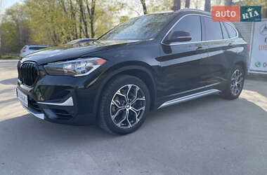 Внедорожник / Кроссовер BMW X1 2021 в 