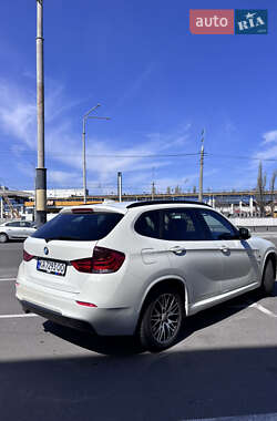 Внедорожник / Кроссовер BMW X1 2012 в 