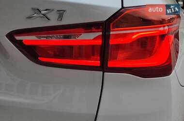 Внедорожник / Кроссовер BMW X1 2016 в 