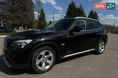 Позашляховик / Кросовер BMW X1 2009 в 