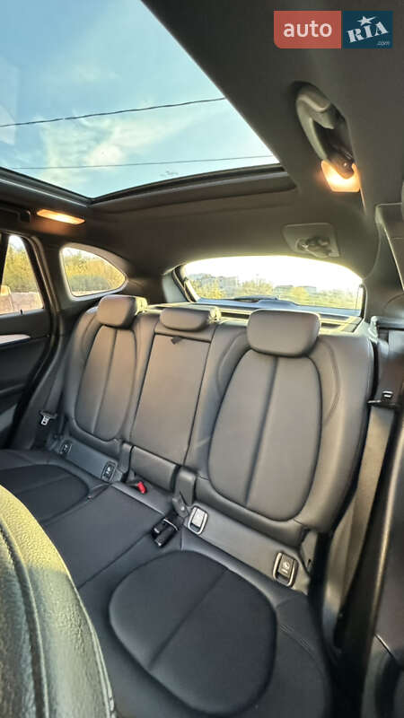 Позашляховик / Кросовер BMW X1 2017 в Одесі