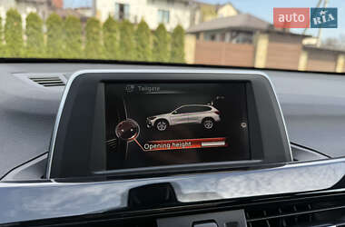 Внедорожник / Кроссовер BMW X1 2015 в 