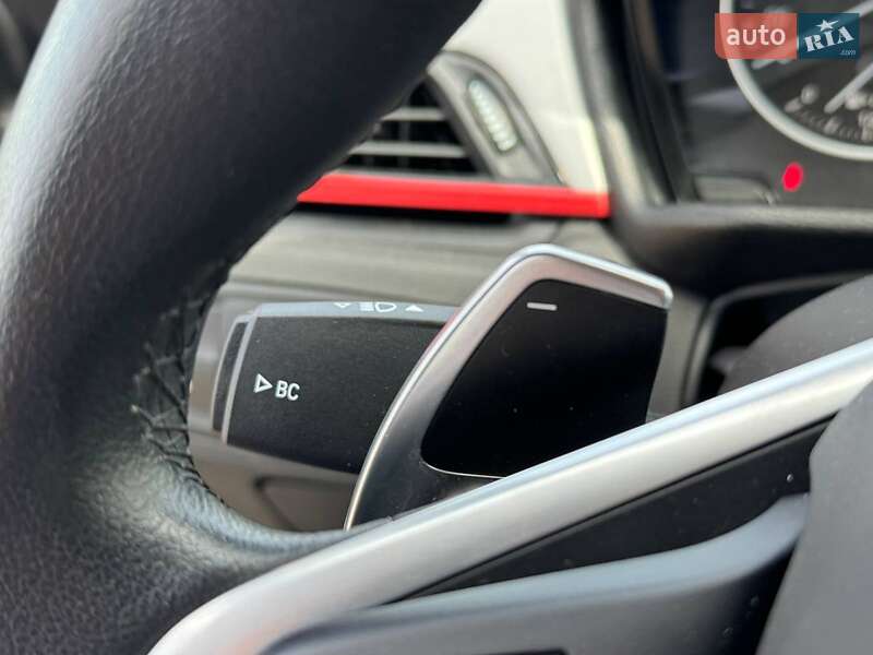 Позашляховик / Кросовер BMW X1 2016 в Києві