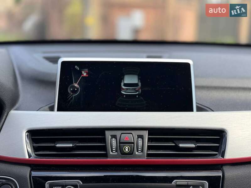 Позашляховик / Кросовер BMW X1 2016 в Києві