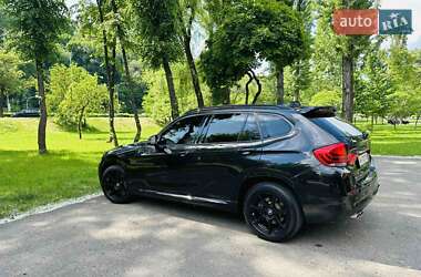 Позашляховик / Кросовер BMW X1 2015 в 