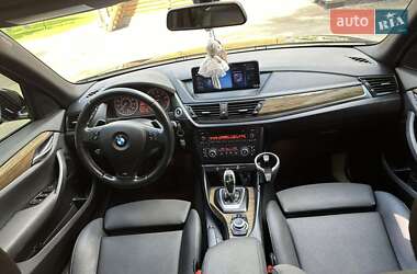 Позашляховик / Кросовер BMW X1 2015 в 
