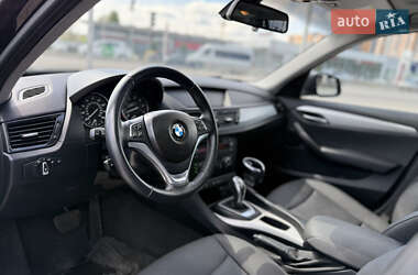 Позашляховик / Кросовер BMW X1 2014 в 