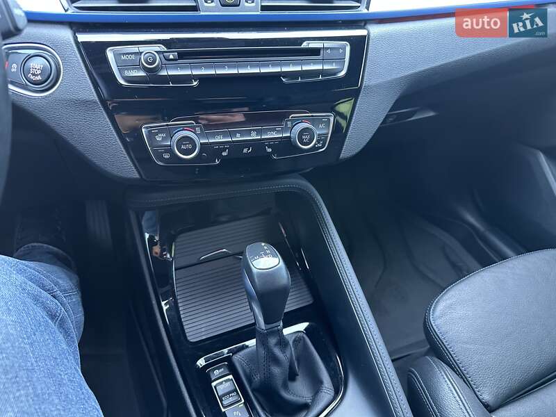 Внедорожник / Кроссовер BMW X1 2016 в Днепре