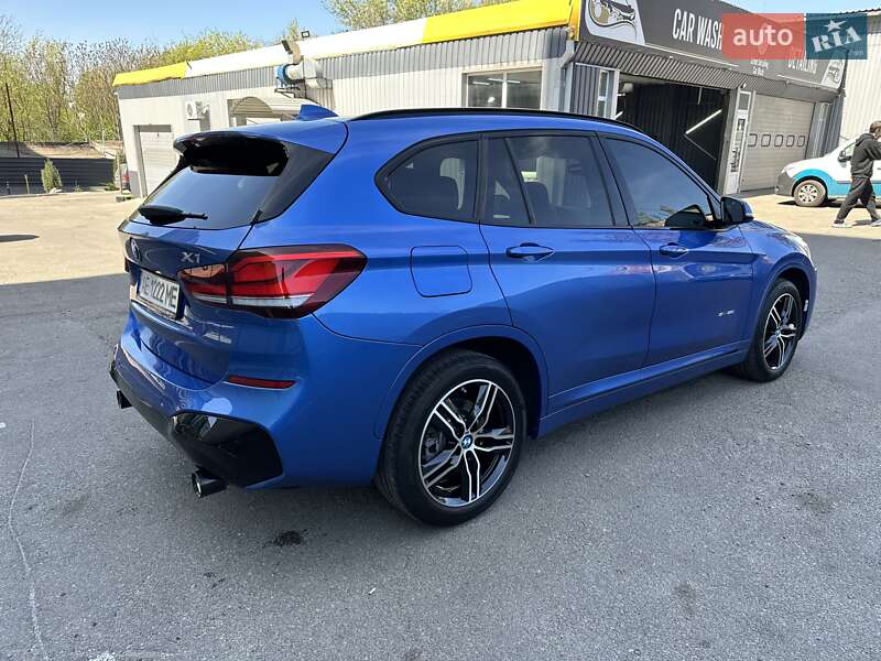 Внедорожник / Кроссовер BMW X1 2016 в Днепре