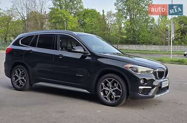 Внедорожник / Кроссовер BMW X1 2016 в 