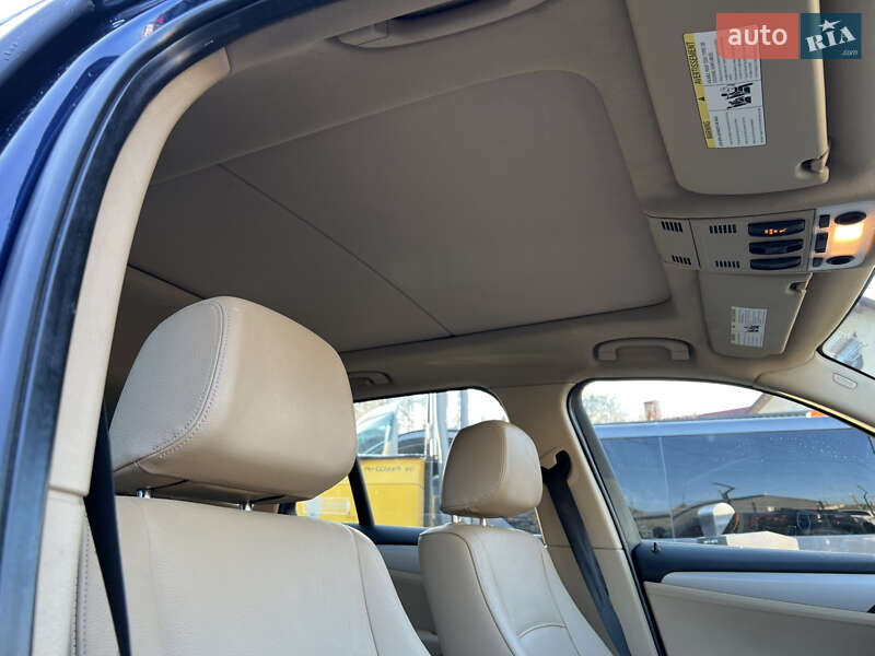 Позашляховик / Кросовер BMW X1 2013 в Чернівцях