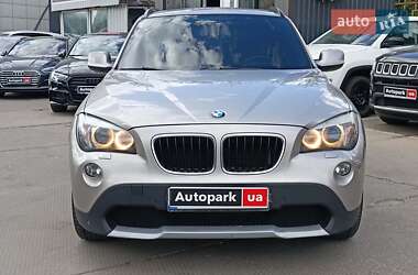 Позашляховик / Кросовер BMW X1 2010 в 